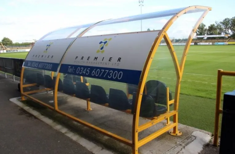 Băng ghế huấn luyện (Dugout) đầy tính biểu tượng tại sân Haig Avenue
