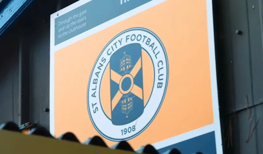 Huy hiệu câu lạc bộ St Albans City FC