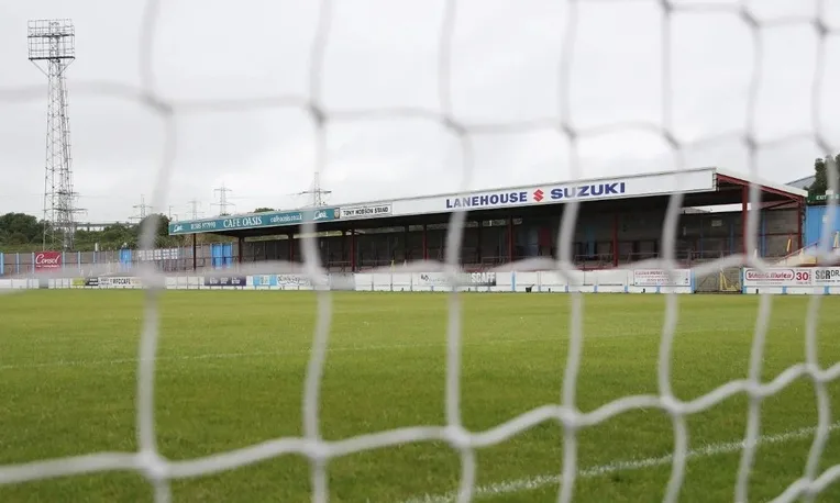 Khán đài Tony Hobson Stand tại sân vận động Bob Lucas, Weymouth