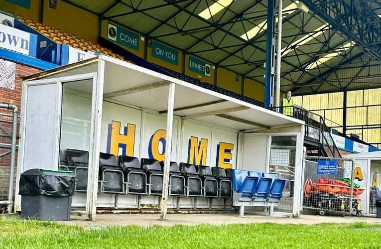 Khu vực kỹ thuật The Walks Stadium