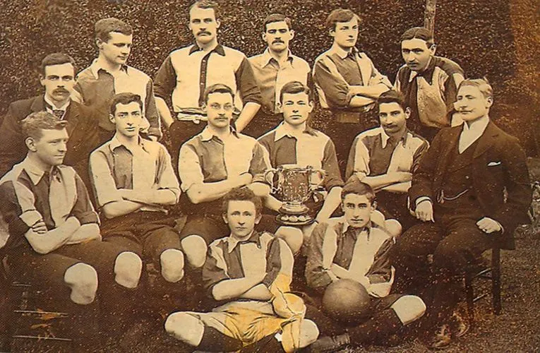 Lịch sử hình thành CLB Woking FC