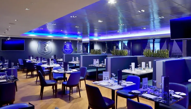 Nội thất khu vực hospitality tại Goodison Park, thiết kế sang trọng và hiện đại