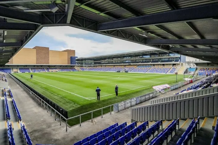 Sân Plough Lane nhìn từ trên cao, biểu tượng của sự trở về và tinh thần AFC Wimbledon
