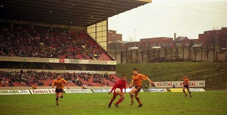Sân vận động Molineux vào năm 1991