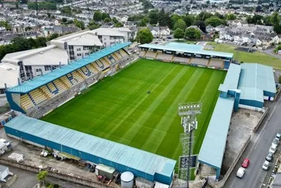 Sân vận động Plainmoor nhìn từ trên cao, biểu tượng lịch sử của Torquay United