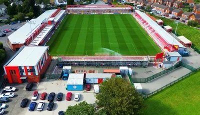 Toàn cảnh sân vận động Crown Ground từ trên cao, nơi Accrington Stanley viết nên huyền thoại