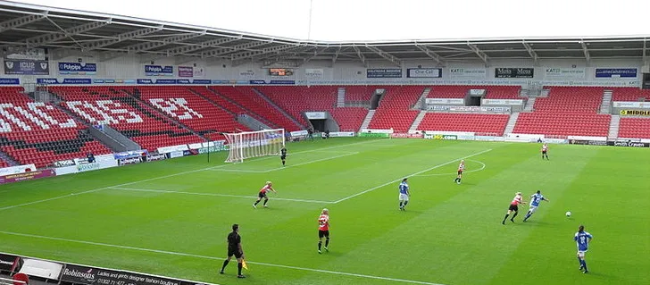 Trận đấu giữa Doncaster Rovers Belles LFC và Birmingham City LFC tại Eco-Power Stadium