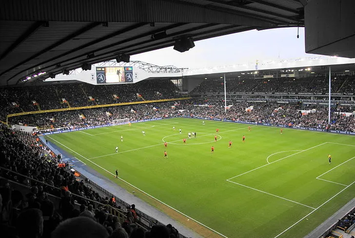 Trận đấu kinh điển giữa Tottenham và Blackburn Rovers tại sân White Hart Lane